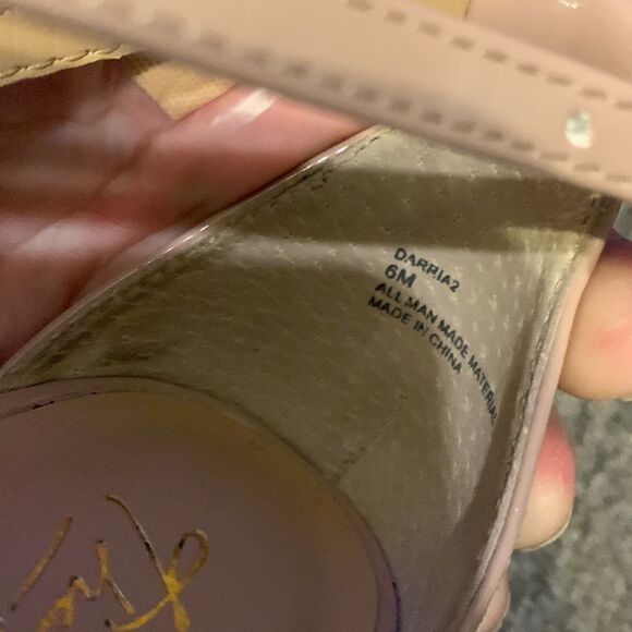 EUC Thalia Sodi beige heel sandals! Size 6 - Picture 7 of 7